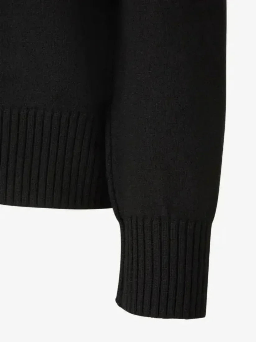 Milovaný | Unisex sveter – Symbolické srdce a trendový štýl