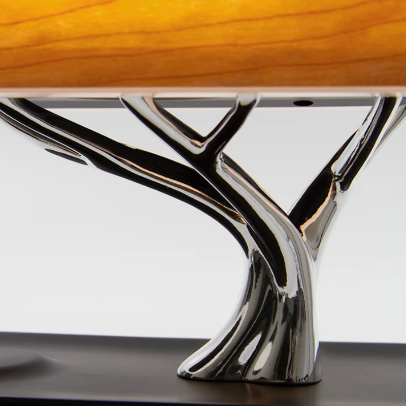 Lámpara Multifuncional— Luz LED, Cargador Inalámbrico y Audio Bluetooth