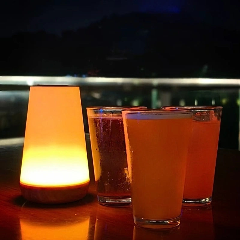 מנורת לילה מודרנית – עיצוב אלגנטי ופונקציונלי