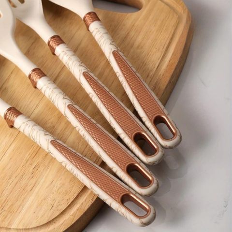 Silicone Cookware Set - Resistance, Flexibility & Modern Design