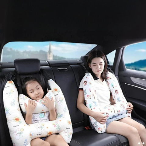 Gyermek utazópárna - fejtámasz és nyugodt alvás