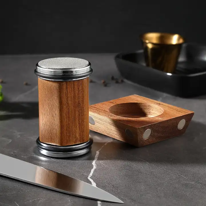 マグネット・ナイフ・シャープナー-素早く正確に研ぐ