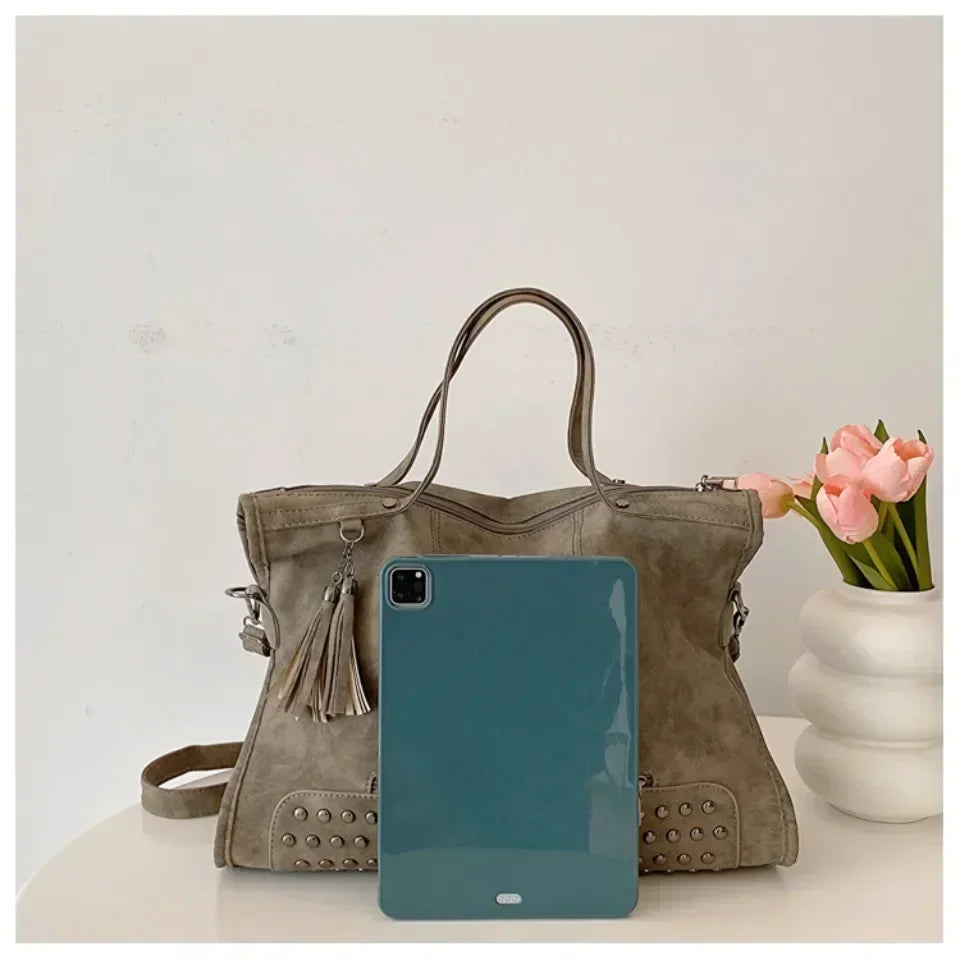 サンドラ | 高級ハンドバッグ – 優雅さと快適さの使用