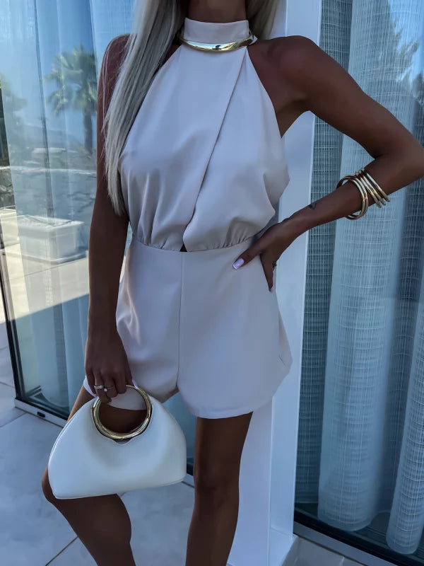 Dorcas | Mono corto elegante – Estilo audaz y refinado 