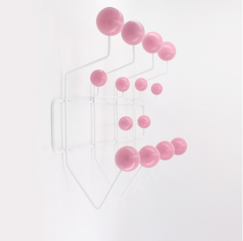 壁掛けハンガー – エレガントで機能的なデザイン 