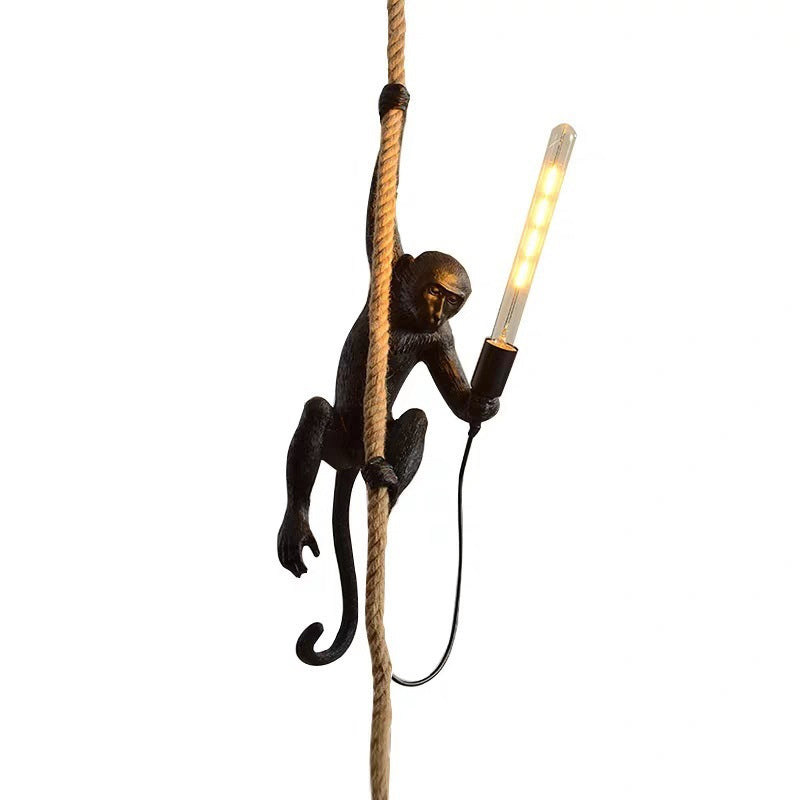 Luz Suspensa Macaco Com Corda – Decoração Original e Lúdica 