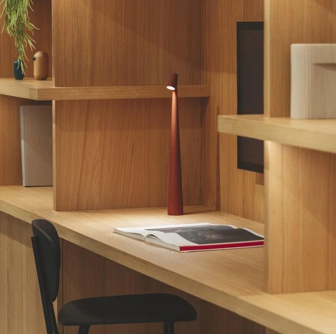 Wireless LED Table Lamp – Minimalist and Elegant Design 
