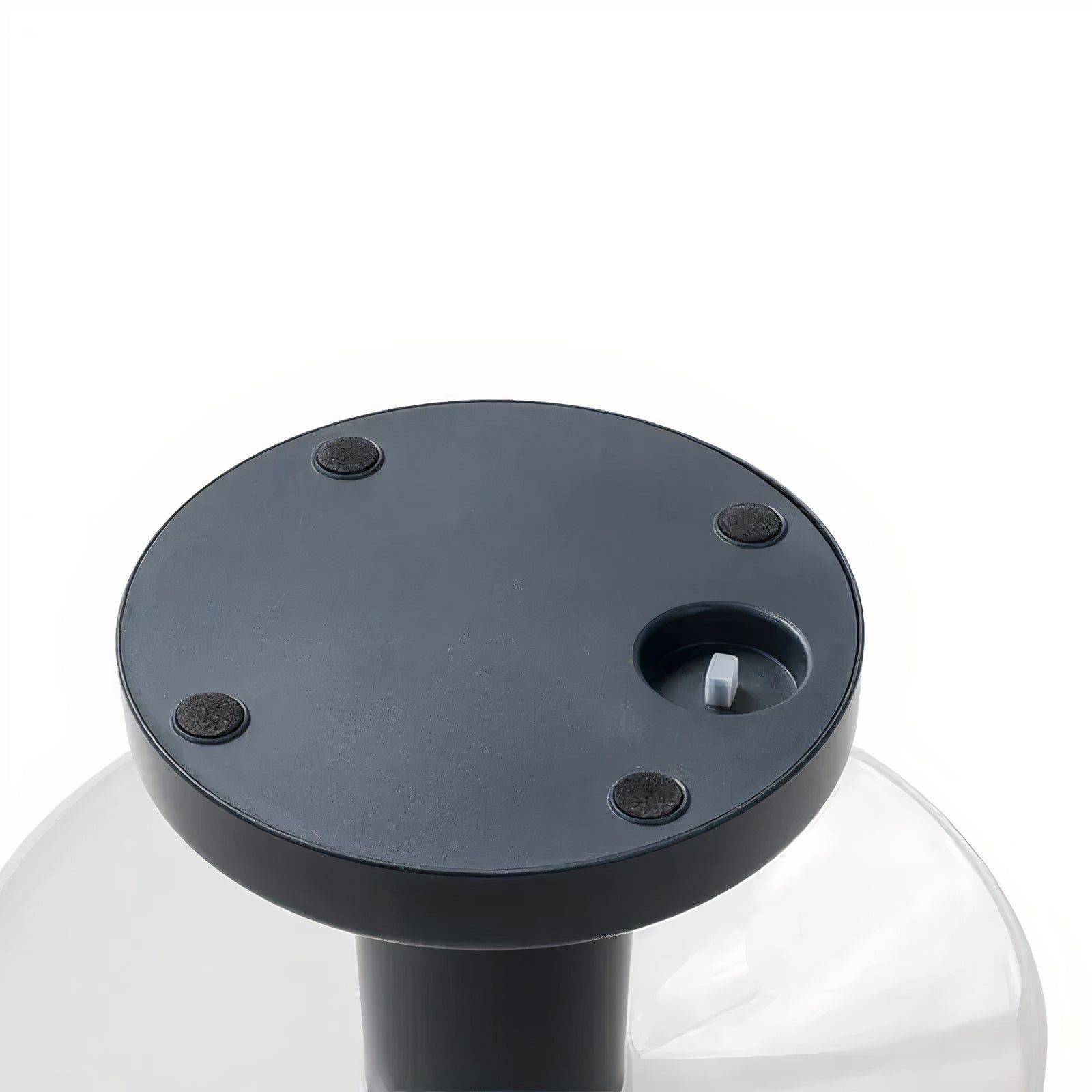 מנורת שולחן סולארית ללא חוטים – אקולוגית ומע practical 