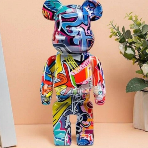 Διακοσμητικό γλυπτό γκράφιτι - Φωτεινά χρώματα & αστικό πνεύμα