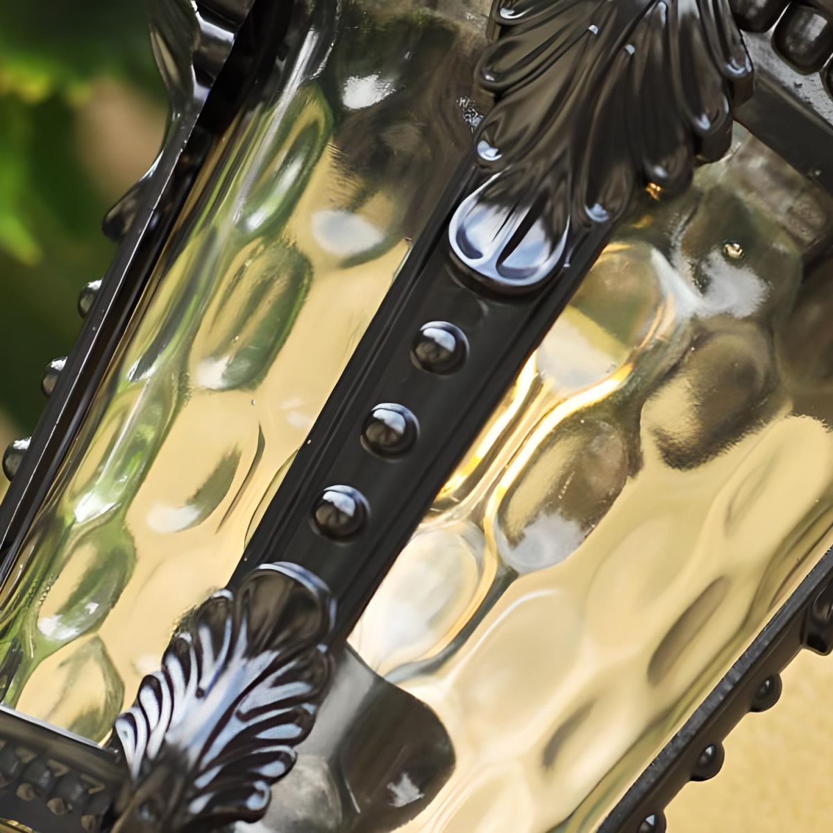 مصباح جداري عتيق من الزجاج - طراز ريترو ومقاومة للخارج 