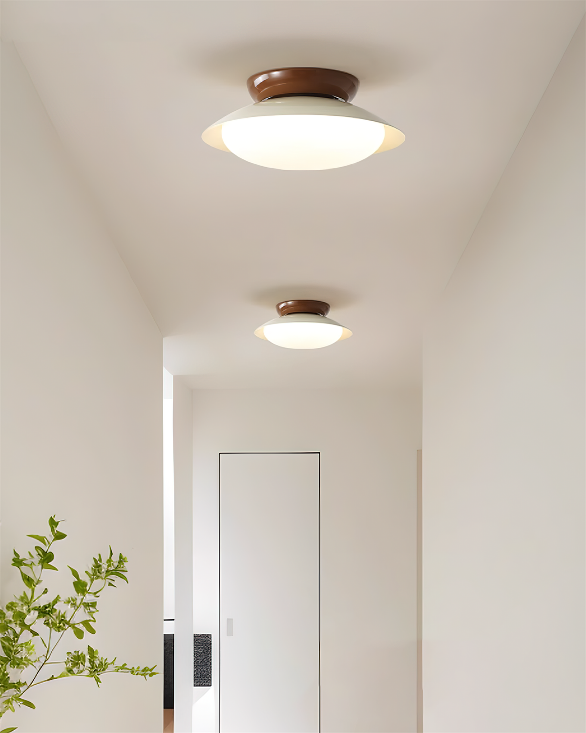 Plafoniera rotonda a LED - Bagliore naturale ed eleganza discreta