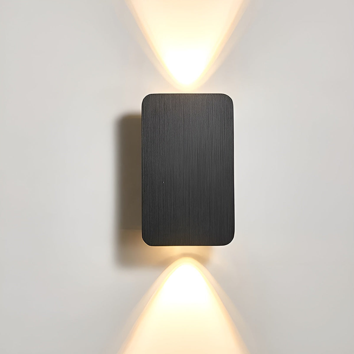 Minimalistische LED-Wandleuchte – Subtile Beleuchtung und zeitgemäße Linie 