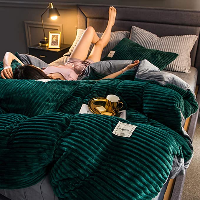 Warm Winter Duvet – Soft Comfort and Thermal Insulation 