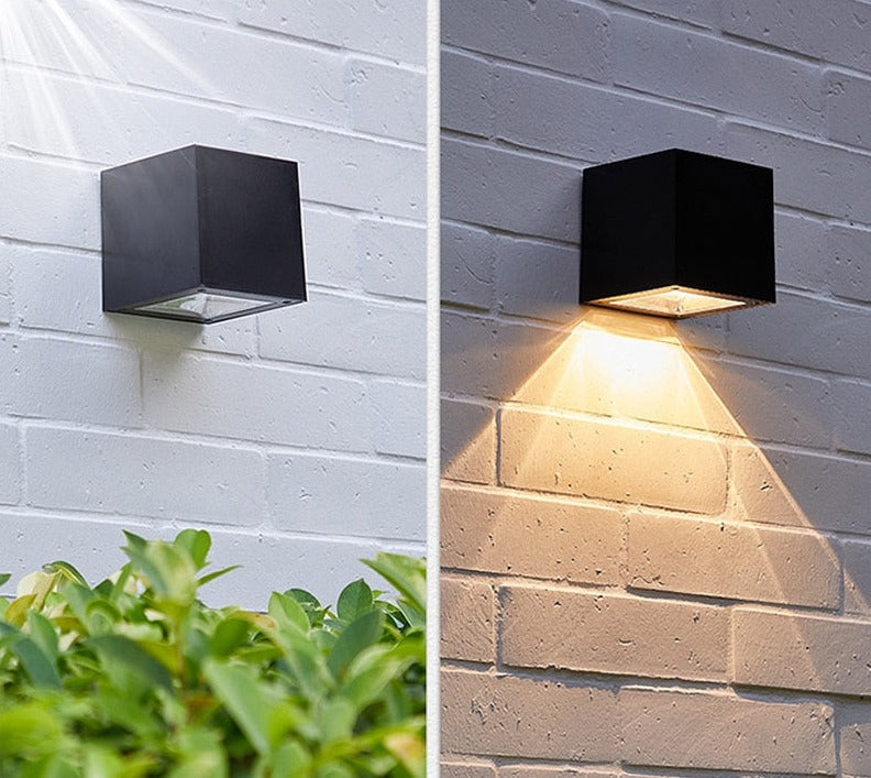 Lámpara solar de pared para exteriores IP65 - Iluminación duradera y respetuosa con el medio ambiente