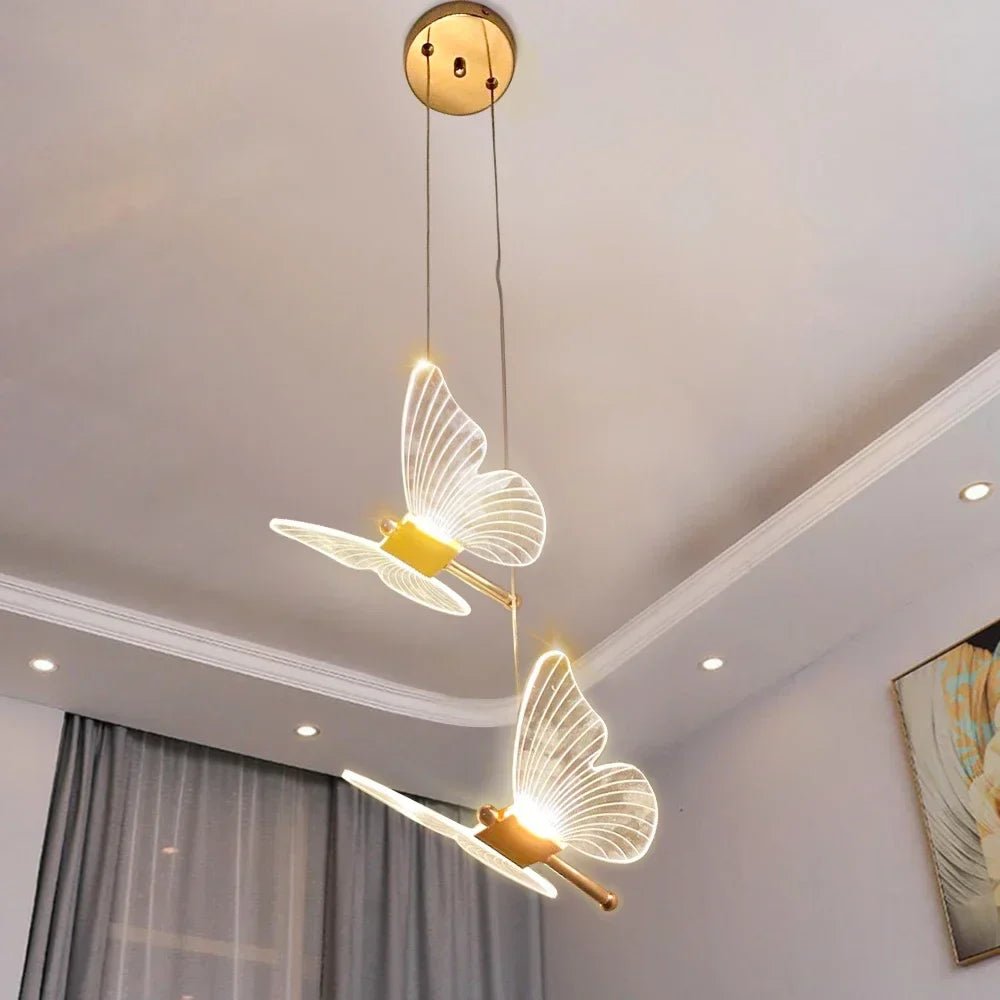 Závesná lampa Motýľ – Elegancia a Originalita 